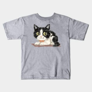 Black and white kitten Kids T-Shirt